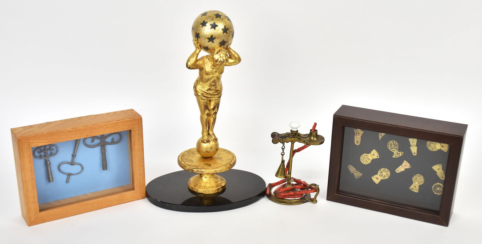 Group of Miscellaneous Clocks Keys & Other Items (1 of 9)