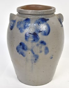 Bue Decorated Ovoid Stoneware Jar