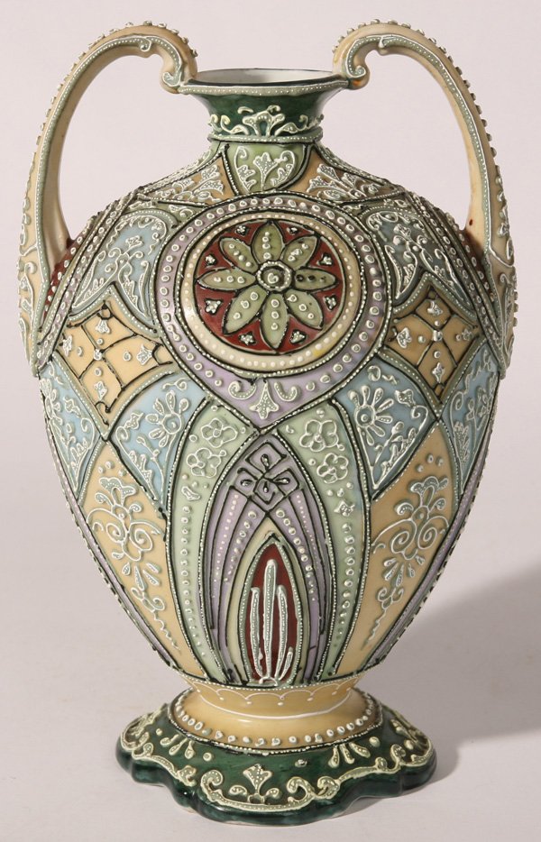 FINE NIPPON MORIAGE HANDLED VASE: Great workmanship. Excellent condition. 9" h.