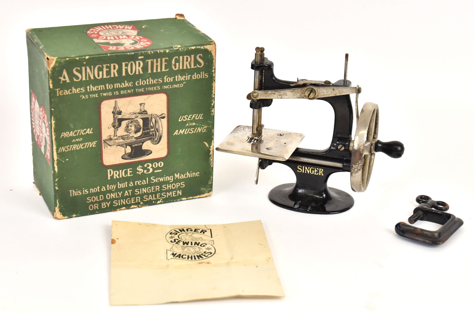 Child's Singer Sewing Machine in Original Box (1 of 7)