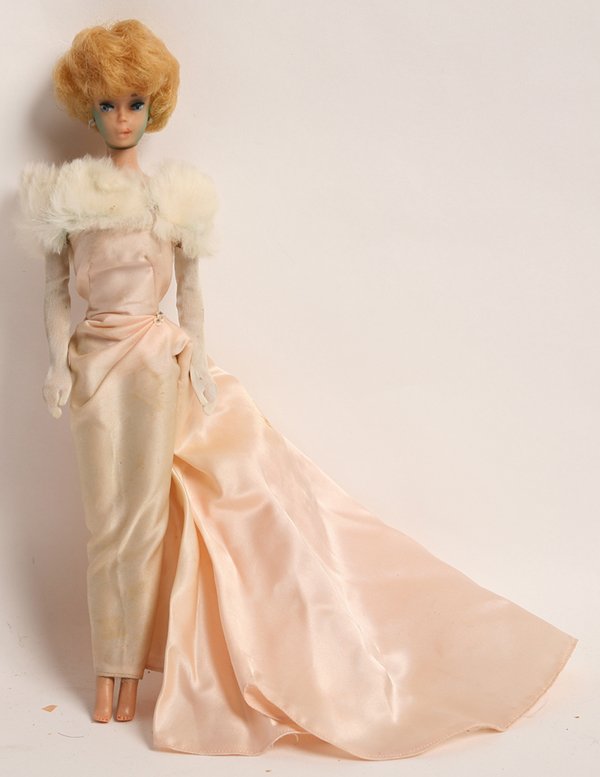 1960'S BARBIE BUBBLE CUT DOLL: Green from earrings.