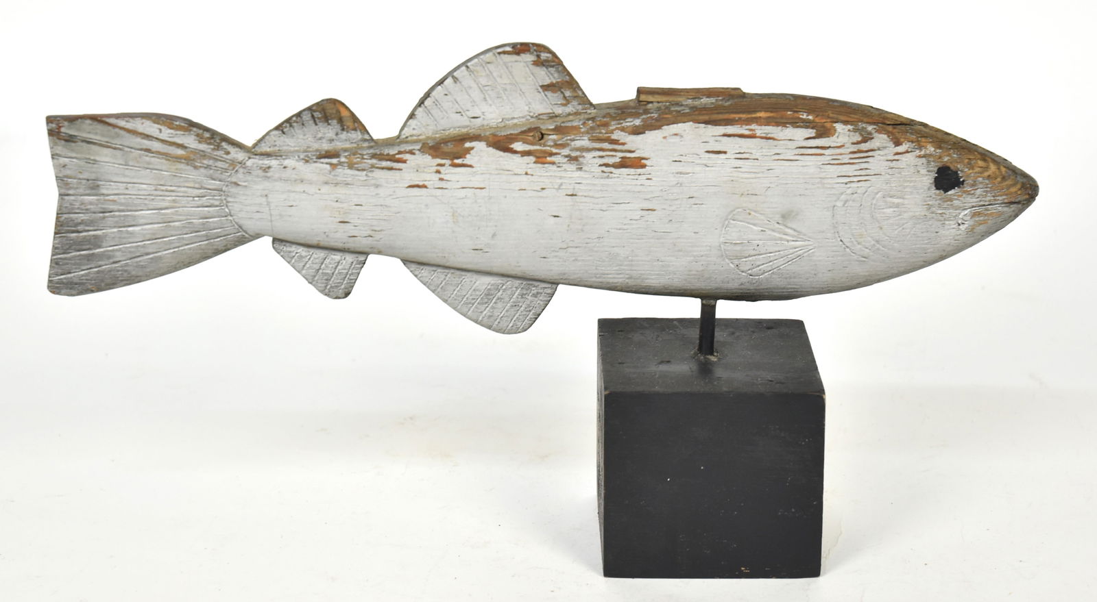 Fine Early Fish Decoy (1 of 3)