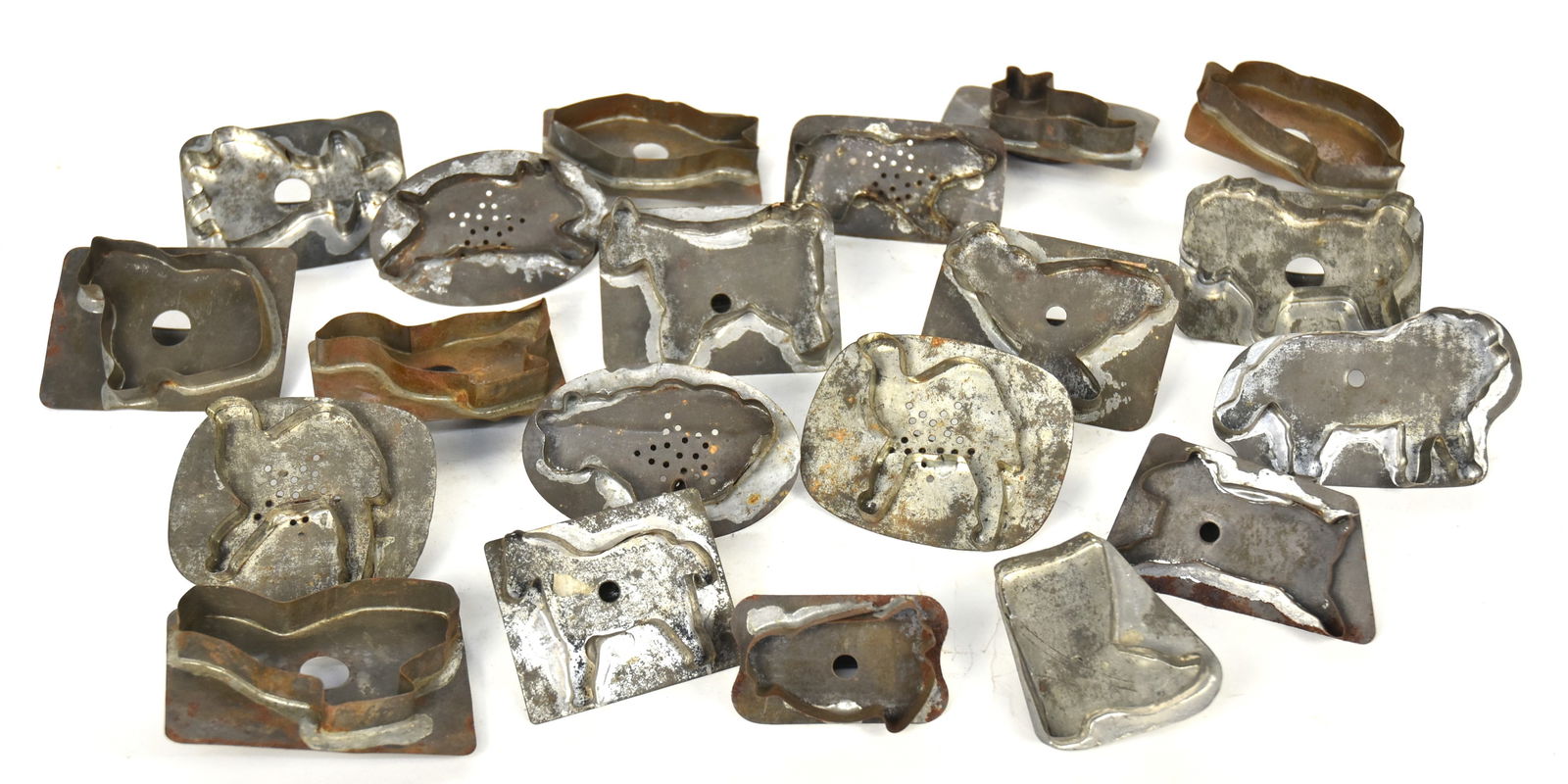 Early Tin Cookie Cutters (1 of 4)