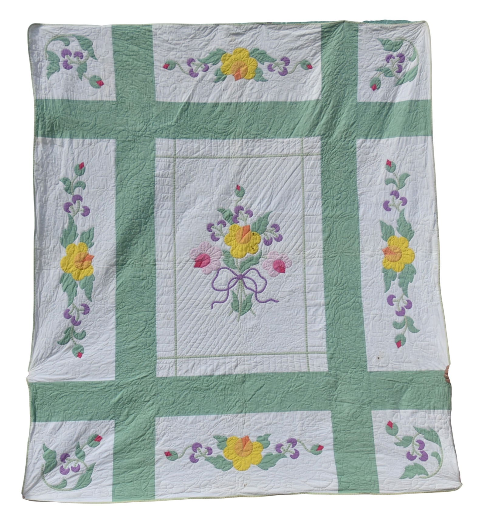 Rose Appliqued & Pieced Quilt (1 of 9)