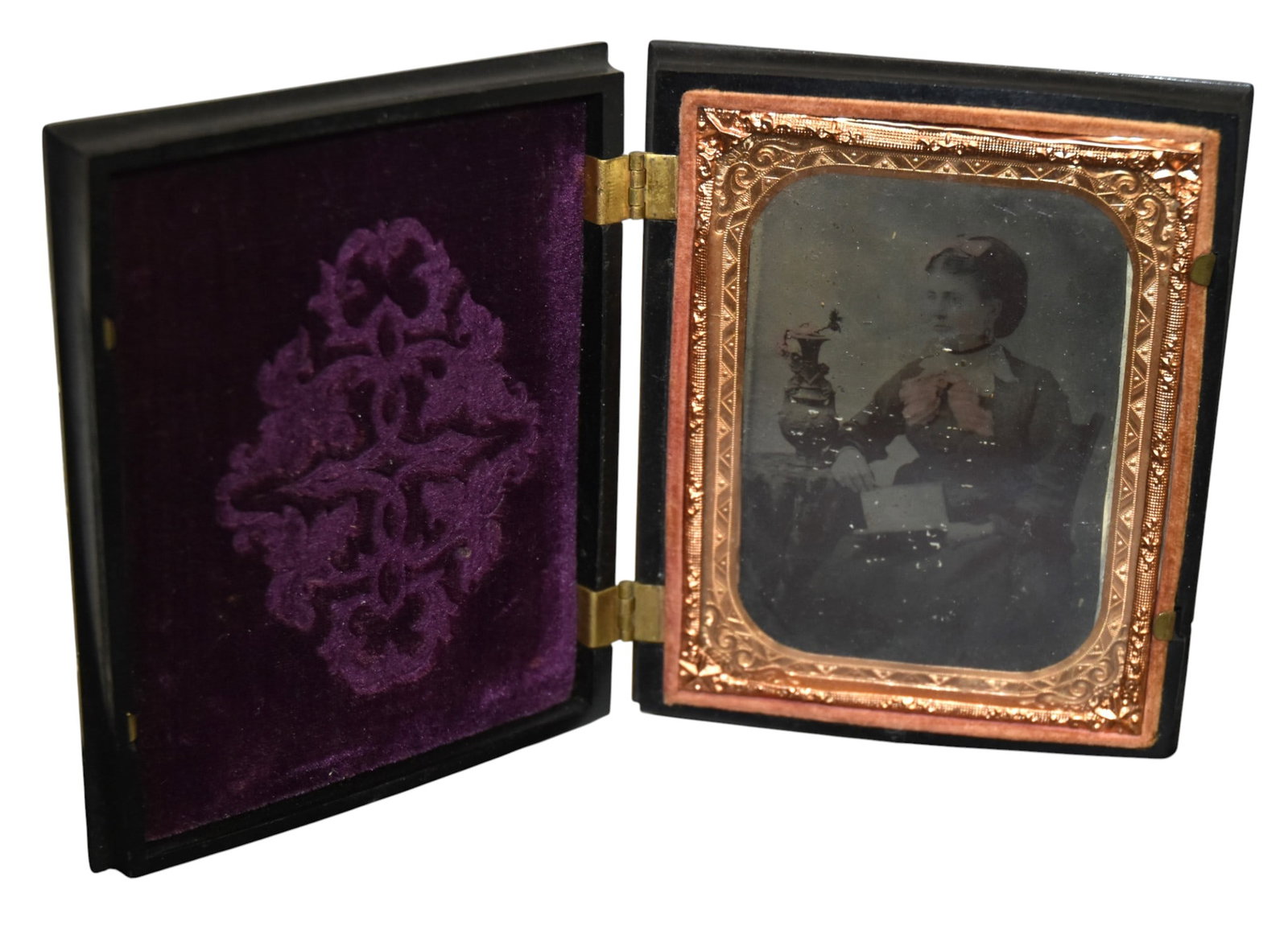 Quarter Plate Ambrotype Potrait of Young Lady (1 of 4)