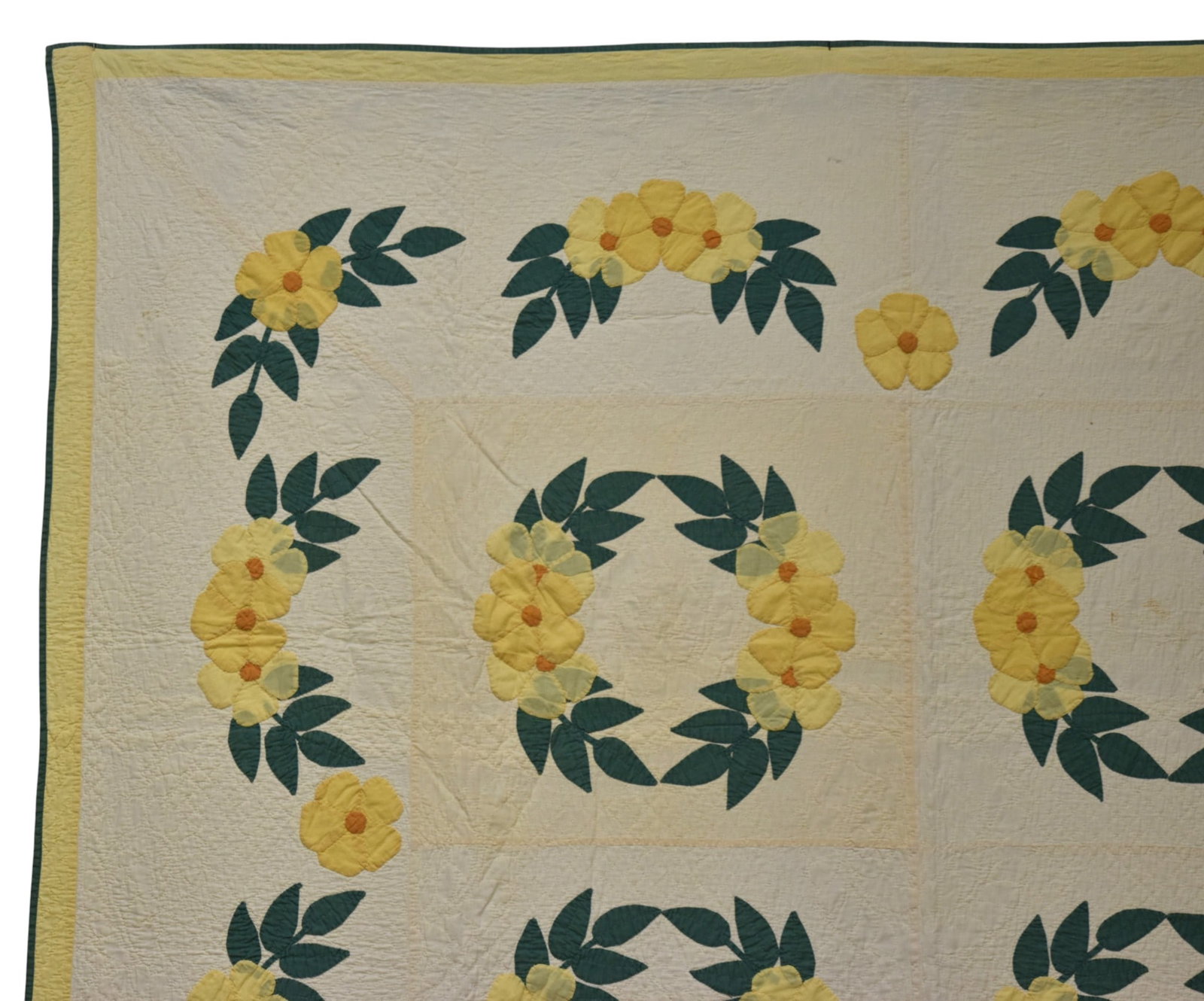 Fine Appliquéd Quilt - 2