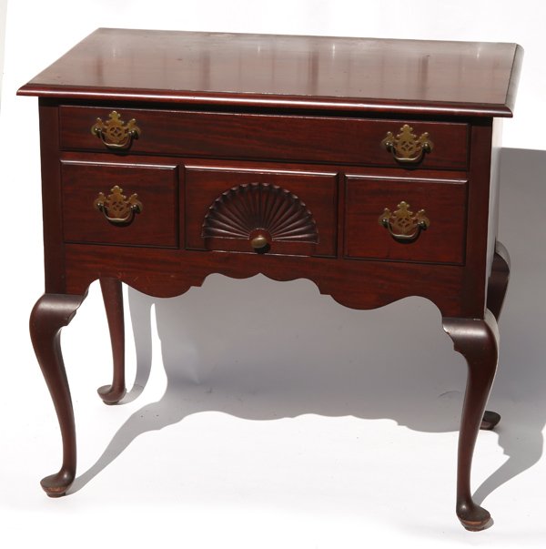 MAHOGANY QUEEN ANNE STYLE LOWBOY: Four drawers with fan carved center drawer. Circa 1920 with hand dovetailed construction. 30" high x 32" x 20".