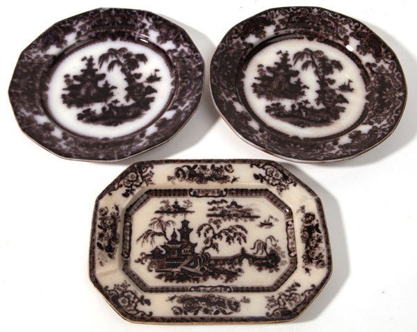 Flow Mulberry Plates & Platters: With printed pattern & makers mark on back, â€œCorean Ware/P.W. & Co.â€ with impressed â€œPearl Stone Ware P.W. & Co.â€ mark, plates are 9.8â€ diameter & platter is different printed