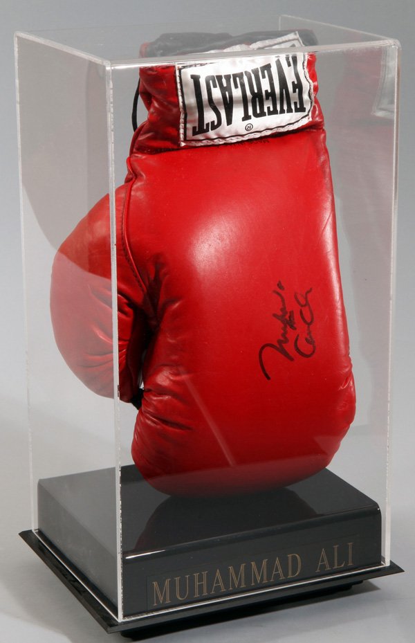 Muhammed Ali Autographed Boxing Glove: See Photos