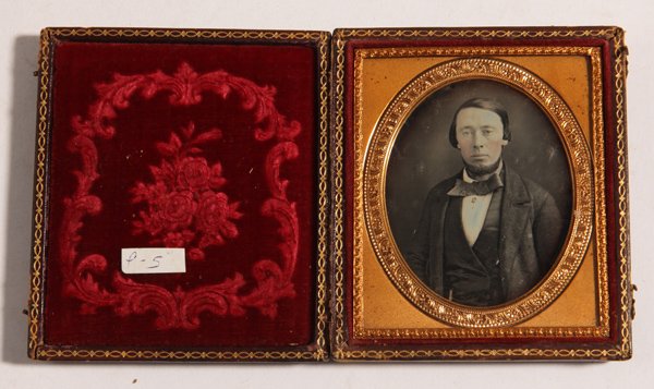 Cased Daguerreotype of Gentleman (1 of 5)