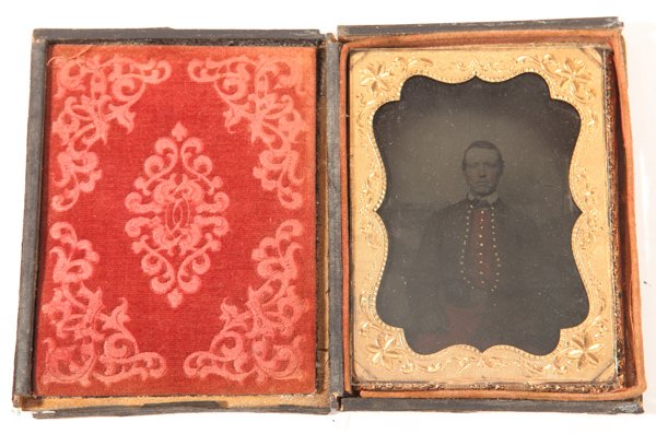 Quarter Plate Tintype of Attributed CSA Soldier (1 of 4)