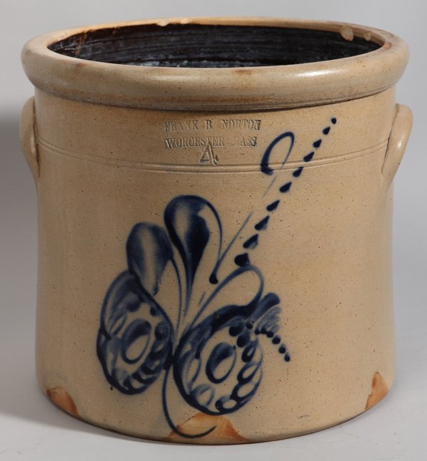 E.B. Norton Blue Decorated Jar (1 of 7)