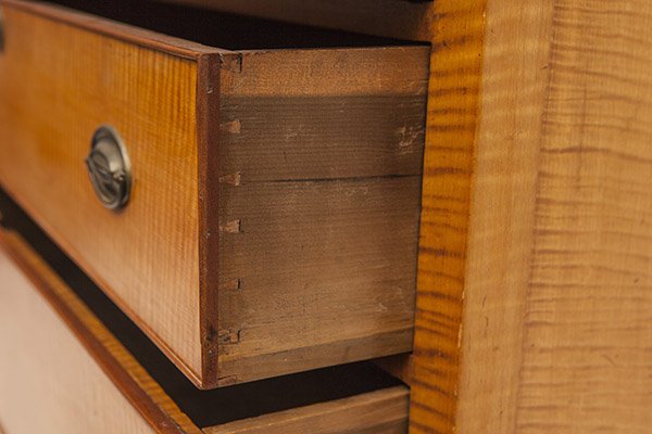 Curly Maple Sheraton Chest - 7