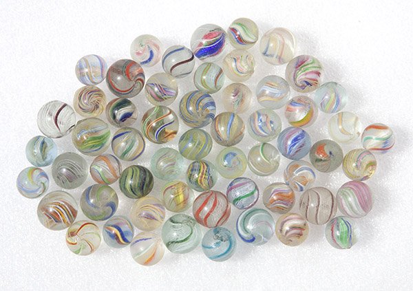 LARGE GROUP OF SMALL SWIRL MARBLES (1 of 3)