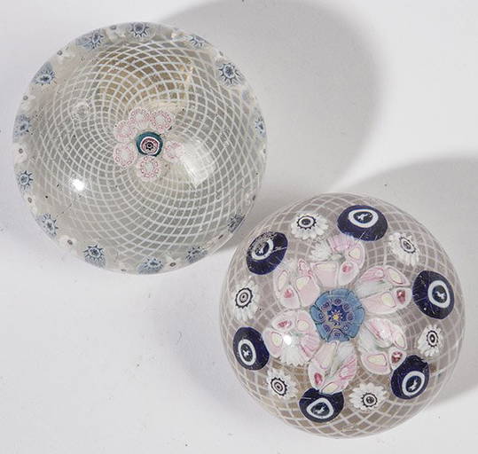 ATTRIBUTED ST. LOUIS PAPERWEIGHTS Apr 24, 2016 Forsythes' Auctions