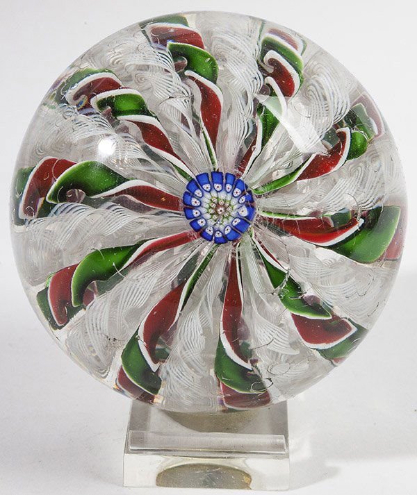 ANTIQUE ST. LOUIS PAPERWEIGHT (1 of 6)