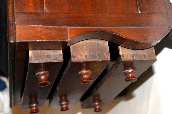 EARLY MAHOGANY THREE-DRAWER MINIATURE CHEST - 3
