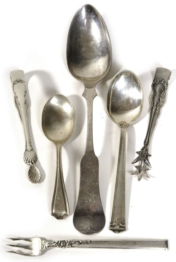 LOT OF SIX PIECES OF STERLING SILVER