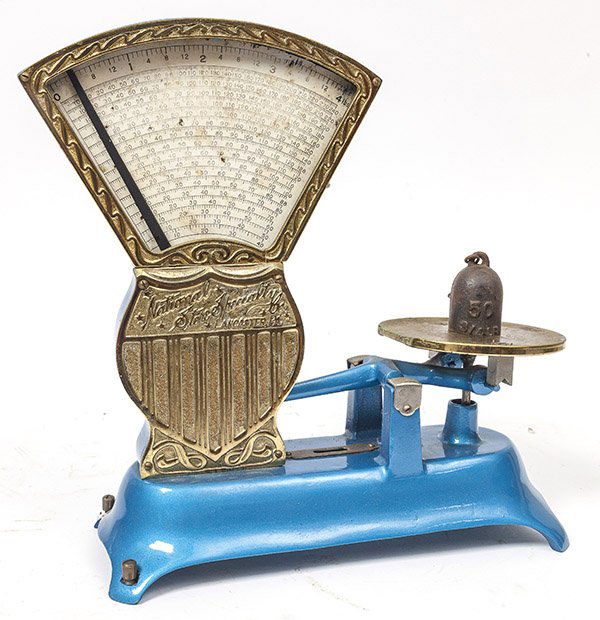 Enameled Cast Iron Store Scales (1 of 8)