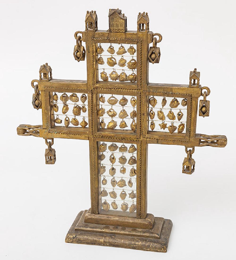 Outstanding Folk Art Wood & Nut Carving (1 of 8)