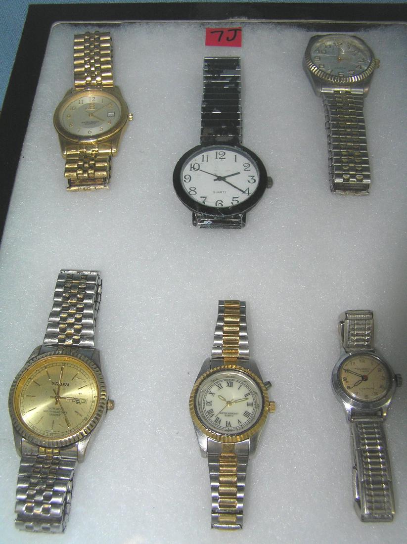 Collection of vintage wrist watches: Collection of vintage wrist watches includes Elgin, Gruen, Dumont and more est. value $40.00-$50.00