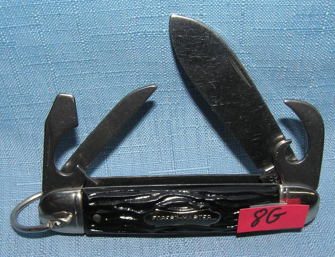 Vintage Forest Master 4 bladed pocket knife: Vintage Forest Master 4 bladed pocket knife by Colonial Knife Co. USA circa 1950's mint old dealer store stockwith original bag never distributed est. value $30.00-$35.00