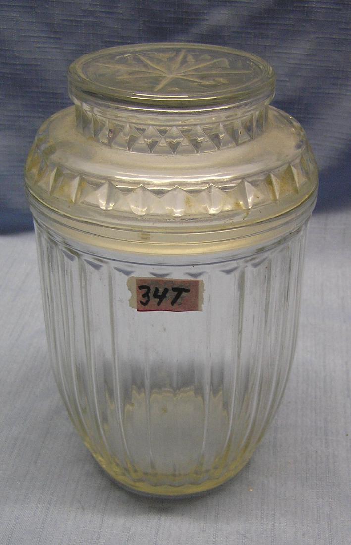 Vintage all glass country store style candy jar: Vintage all glass country store style candy jar est. value $20.00-$25.00