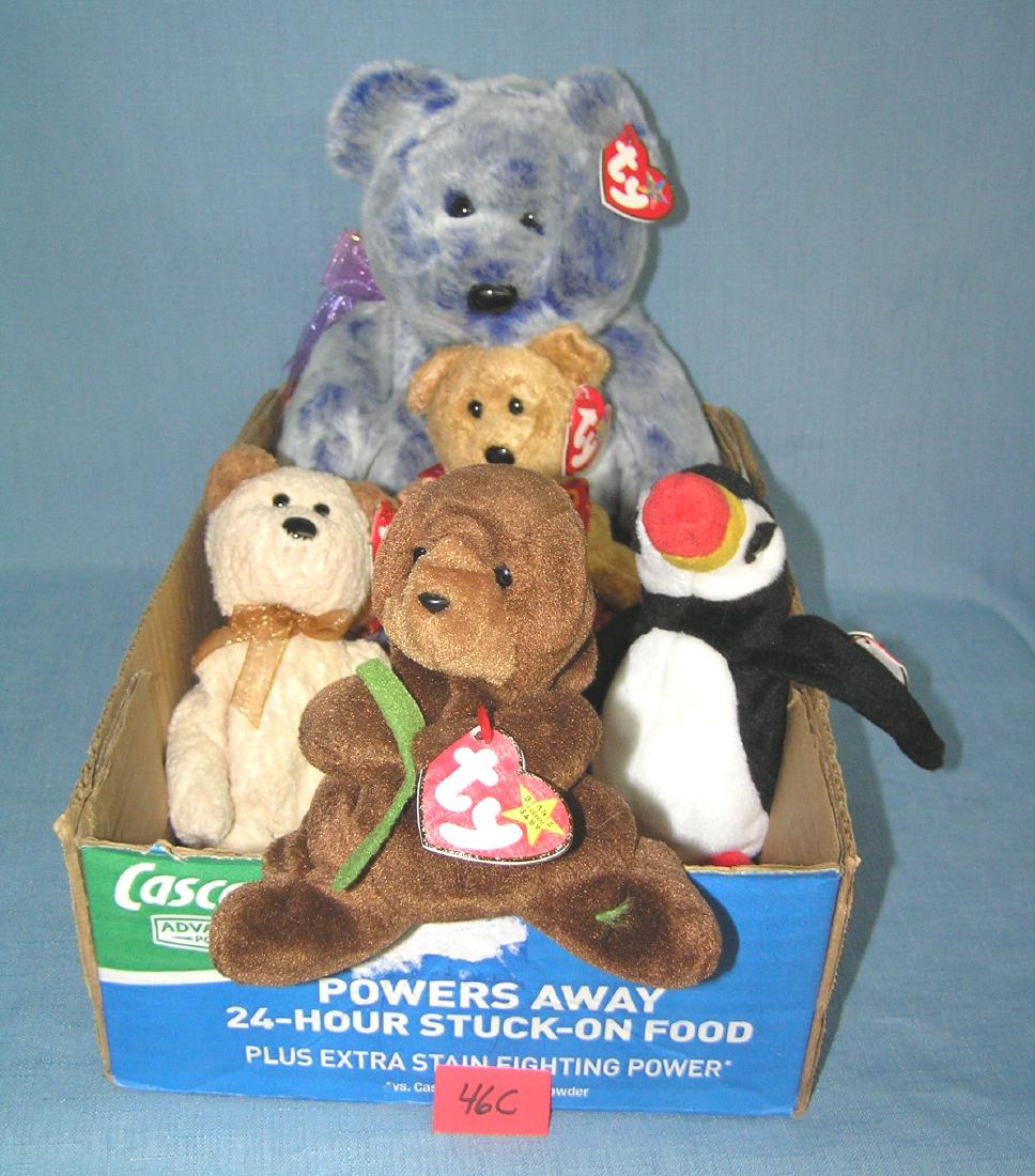Box of vintage Beanie Babies: Box of vintage Beanie Babies est. value $50.00-$60.00