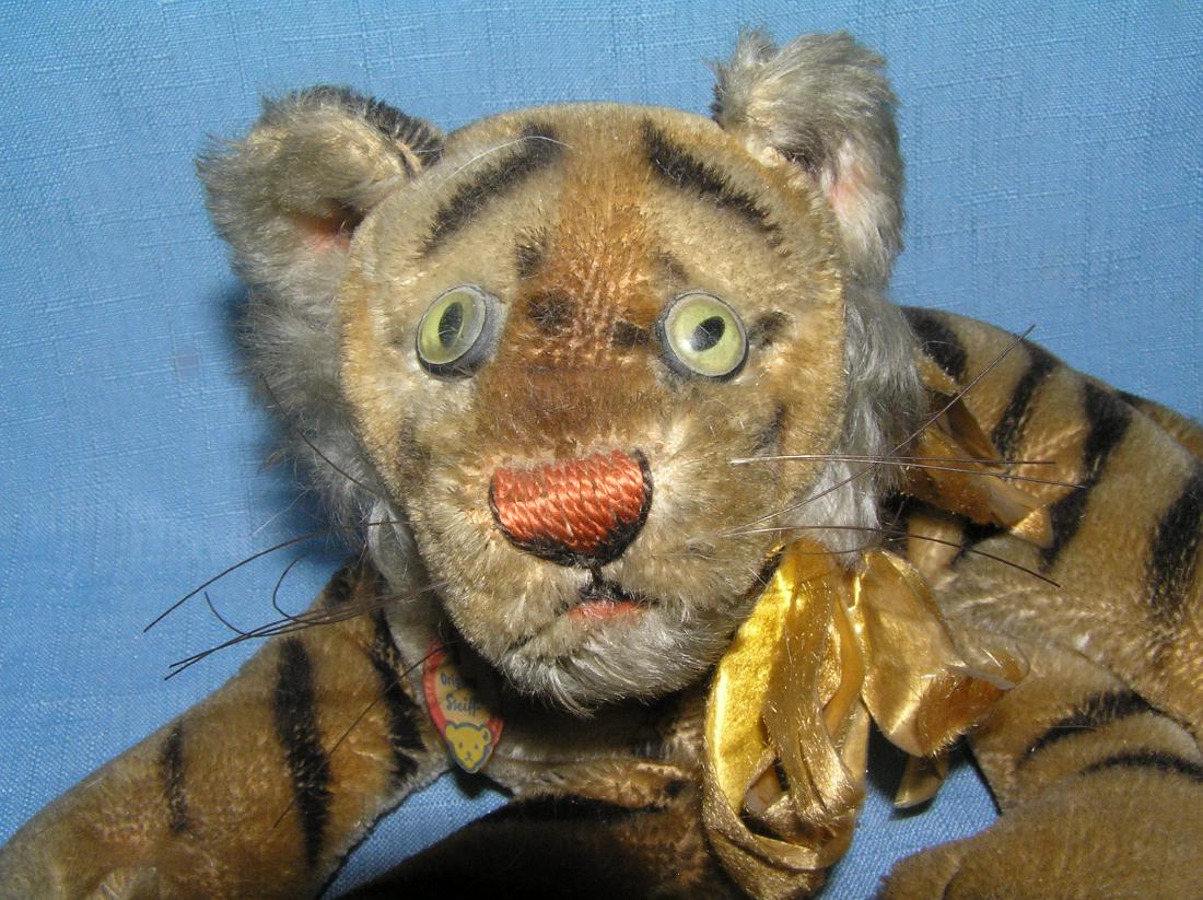 Early Steiff tiger with original tag: Early Steiff tiger with original tag est. value $150.00-$200.00