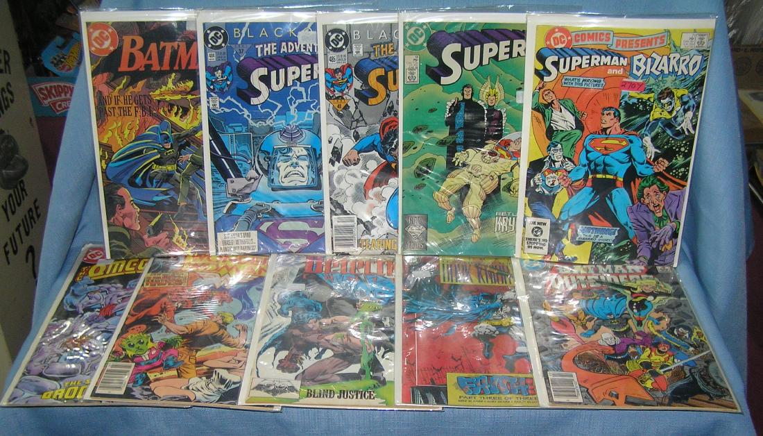 Group of vintage DC comic books: Group of vintage DC comic books includes Superman, Batman, Wonder Woman and Omega Men est. value $50.00-$60.00