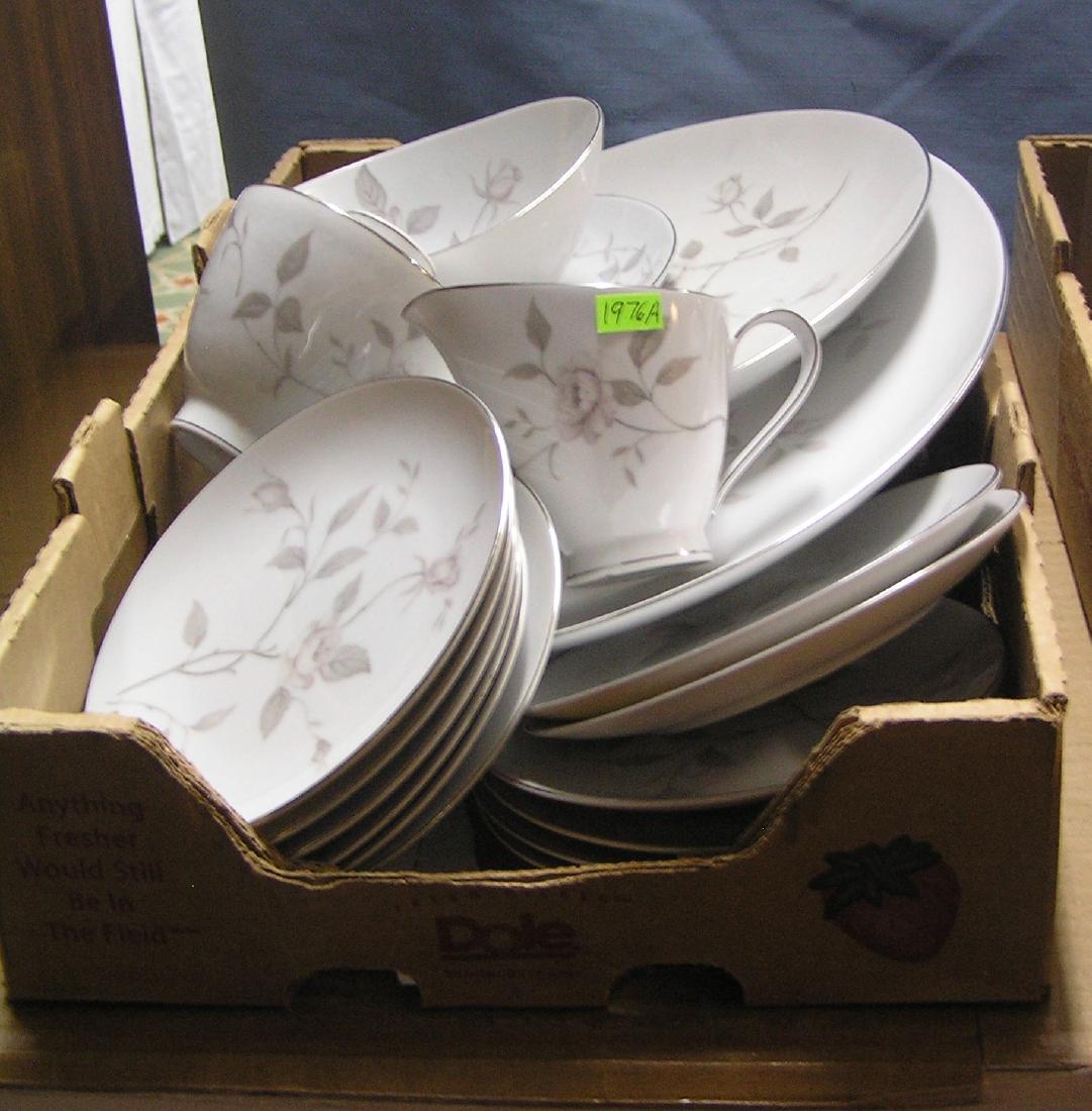 Narumi of Japan fine china dinnerware set: Large 95 piece Narumi of Japan fine china Glenora pattern dinnerware set, 3 large boxes full est. value $350.00-$400.00