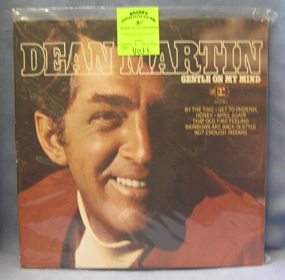 Vintage Dean Martin record album: Vintage Dean Martin record album near mint condition est. value $30.00-$35.00
