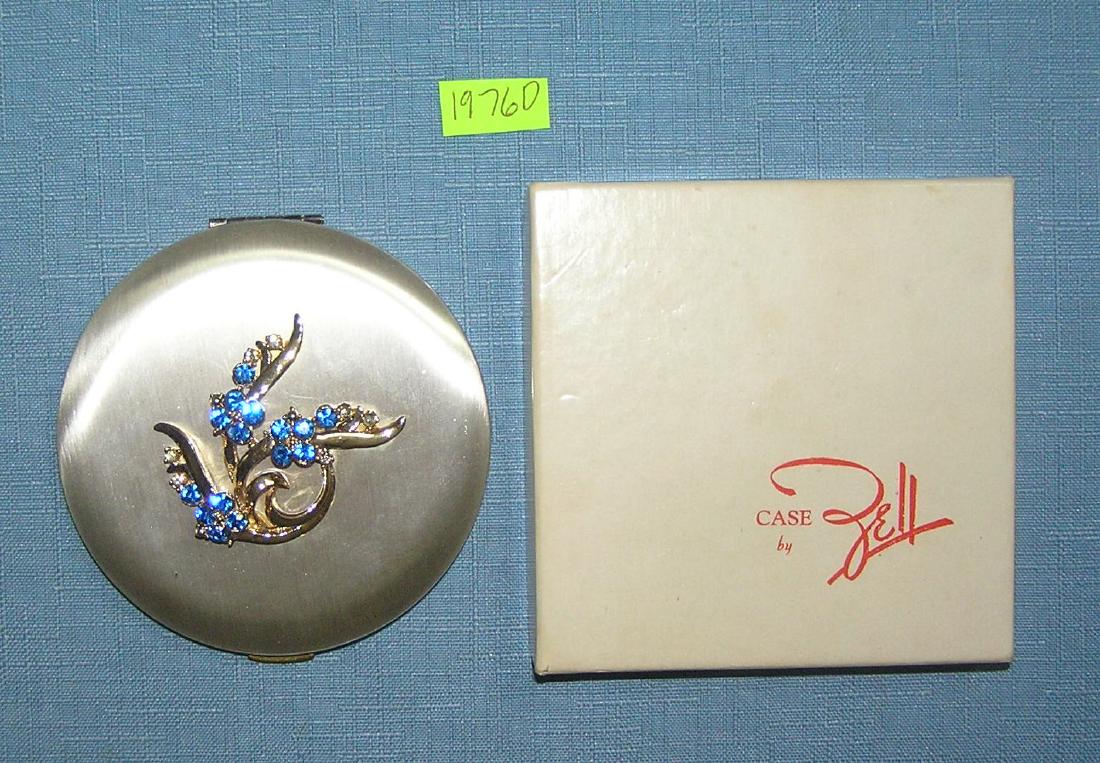 Great early decorated makeup compact by Zell: Great early decorated makeup compact by Zell USA mint with original box est. value $125.00-$150.00