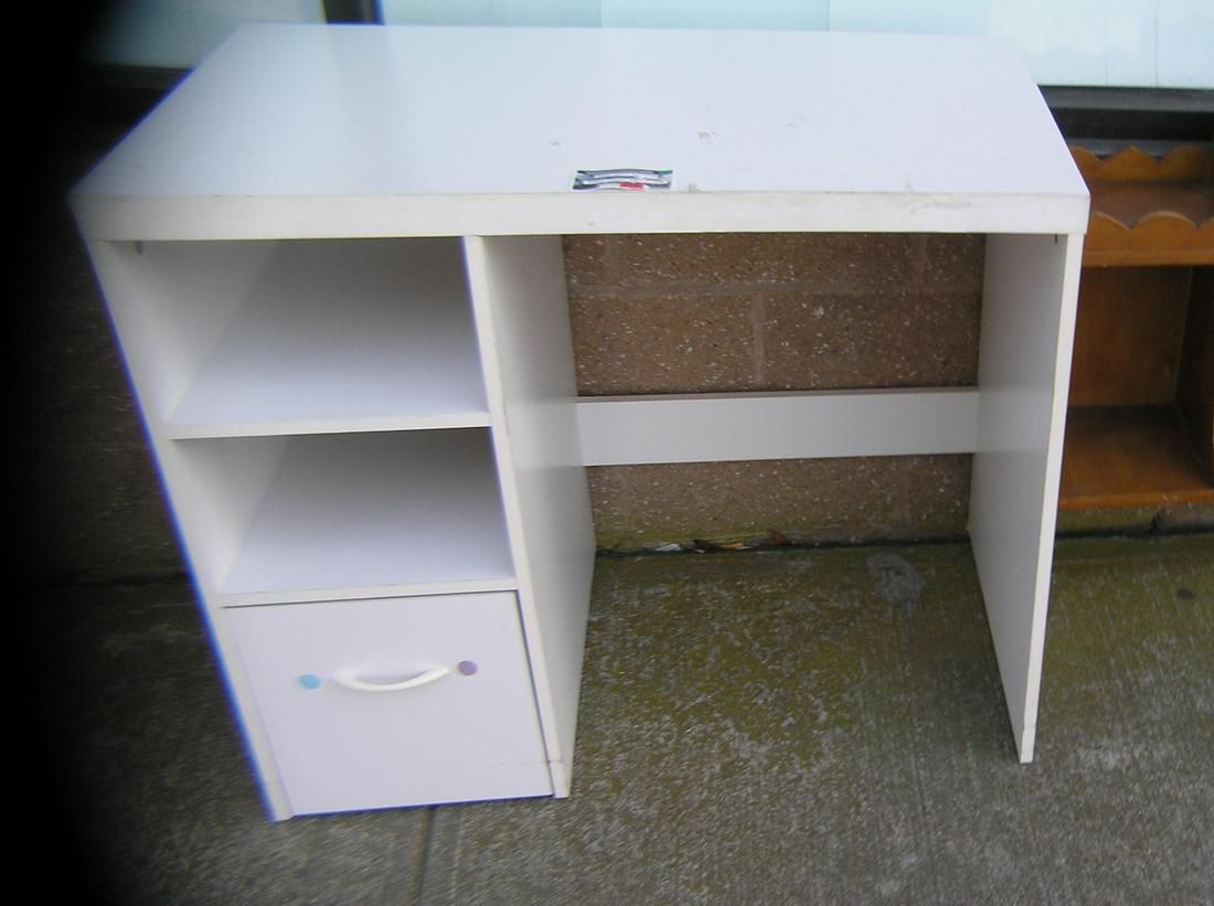 Activity Desk Nice Single Drawer With 2 Cubby Holes Aug 02 2019