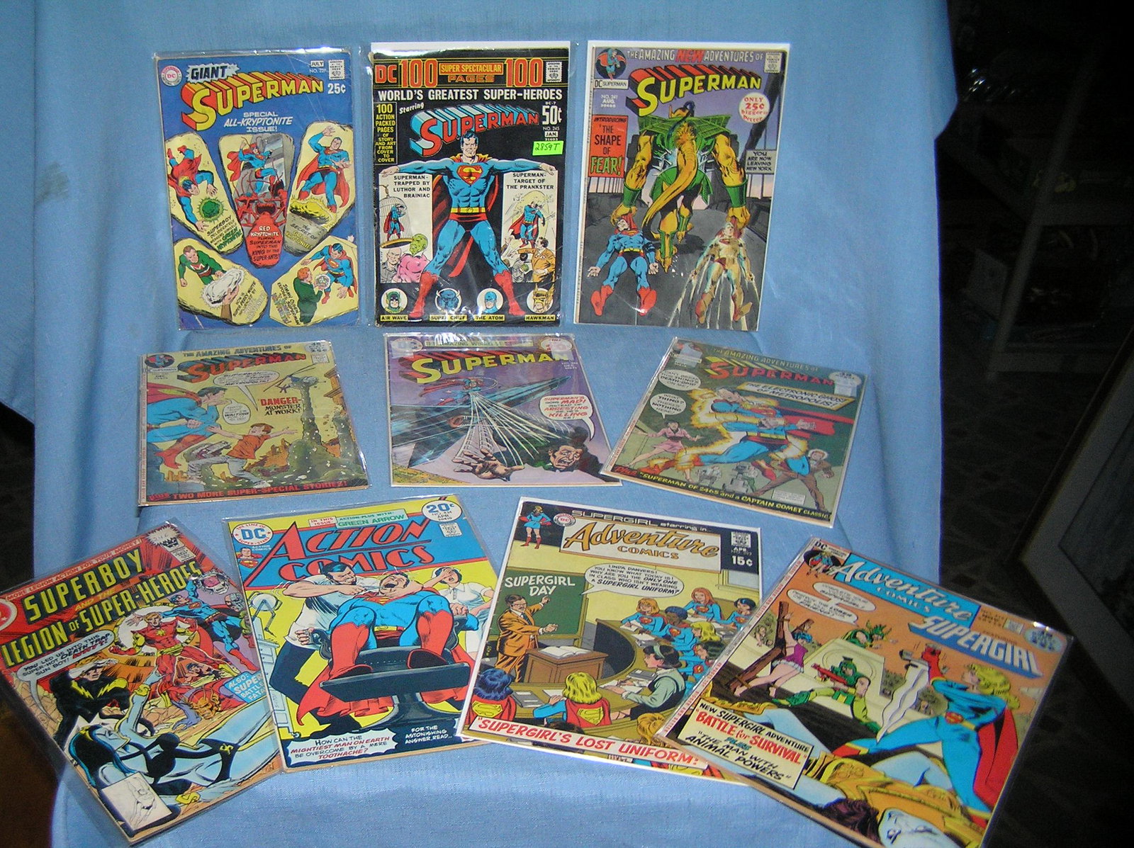 Collection of early Superman comic books: Collection of early Superman comic books est. value $125.00-$150.00
