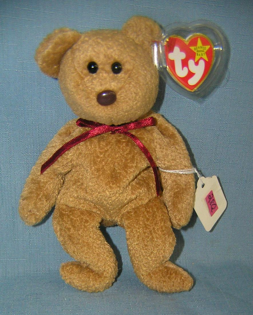 Curly vintage Beanie Baby Bear: Curly vintage Beanie Baby Bear est. value $25.00-$30.00