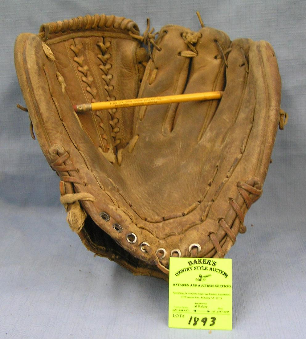 Vintage Leather Matty Alou baseball glove: Vintage Leather Matty Alou baseball glove est. value $75.00-$100.00