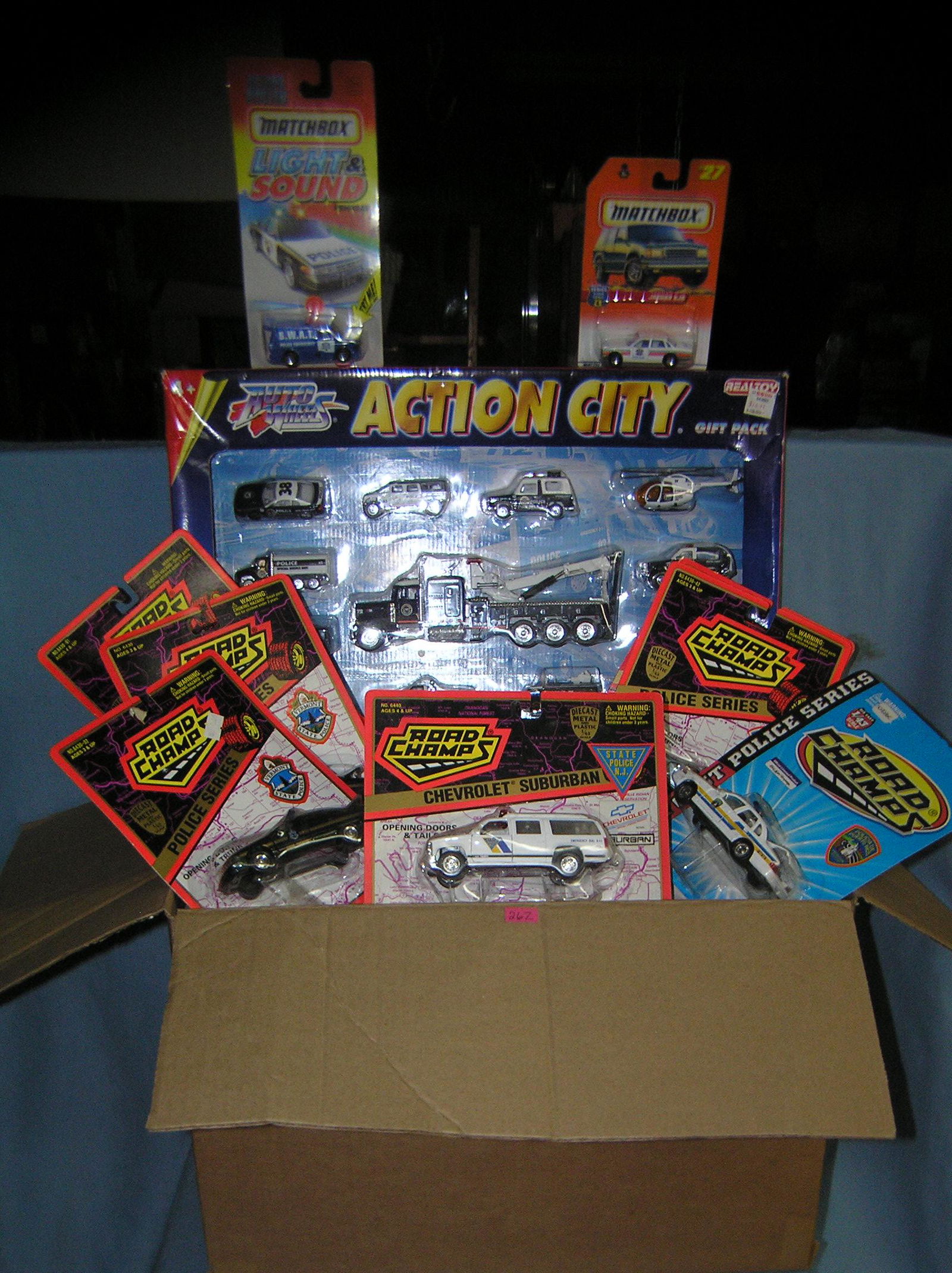 Box full of vintage Hot Wheels, Matchbox and assorted: Box full of vintage Hot Wheels, Matchbox and assorted die cast collector cars part of a moving and storage company seized or unclaimed merchandise group sent to auction for liquidation est. value $150