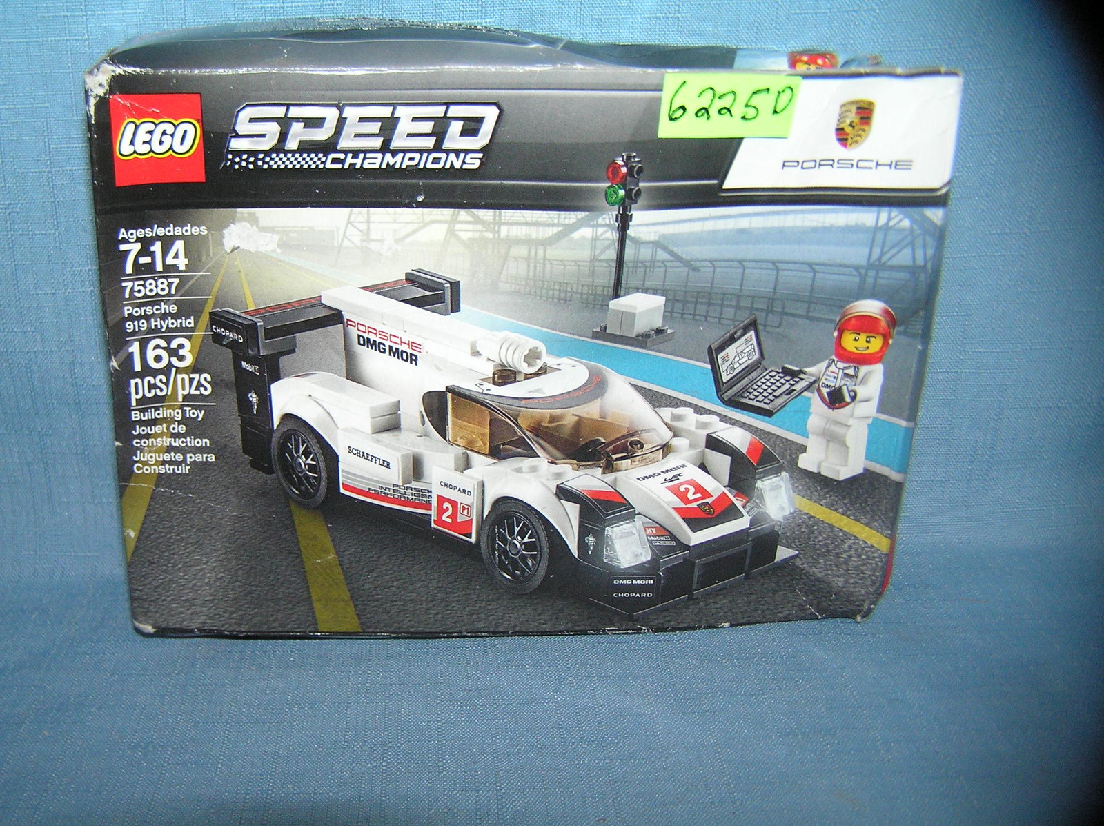 Lego Porsche speed champions play set: Lego Porsche speed champions play set est. value $20.00-$25.00
