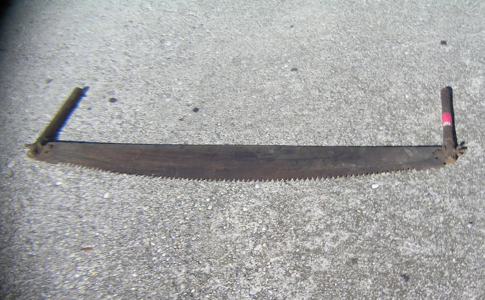 Antique 2 man saw circa early 1900's: Antique 2 man saw circa early 1900's est. value $150.00-$175.00