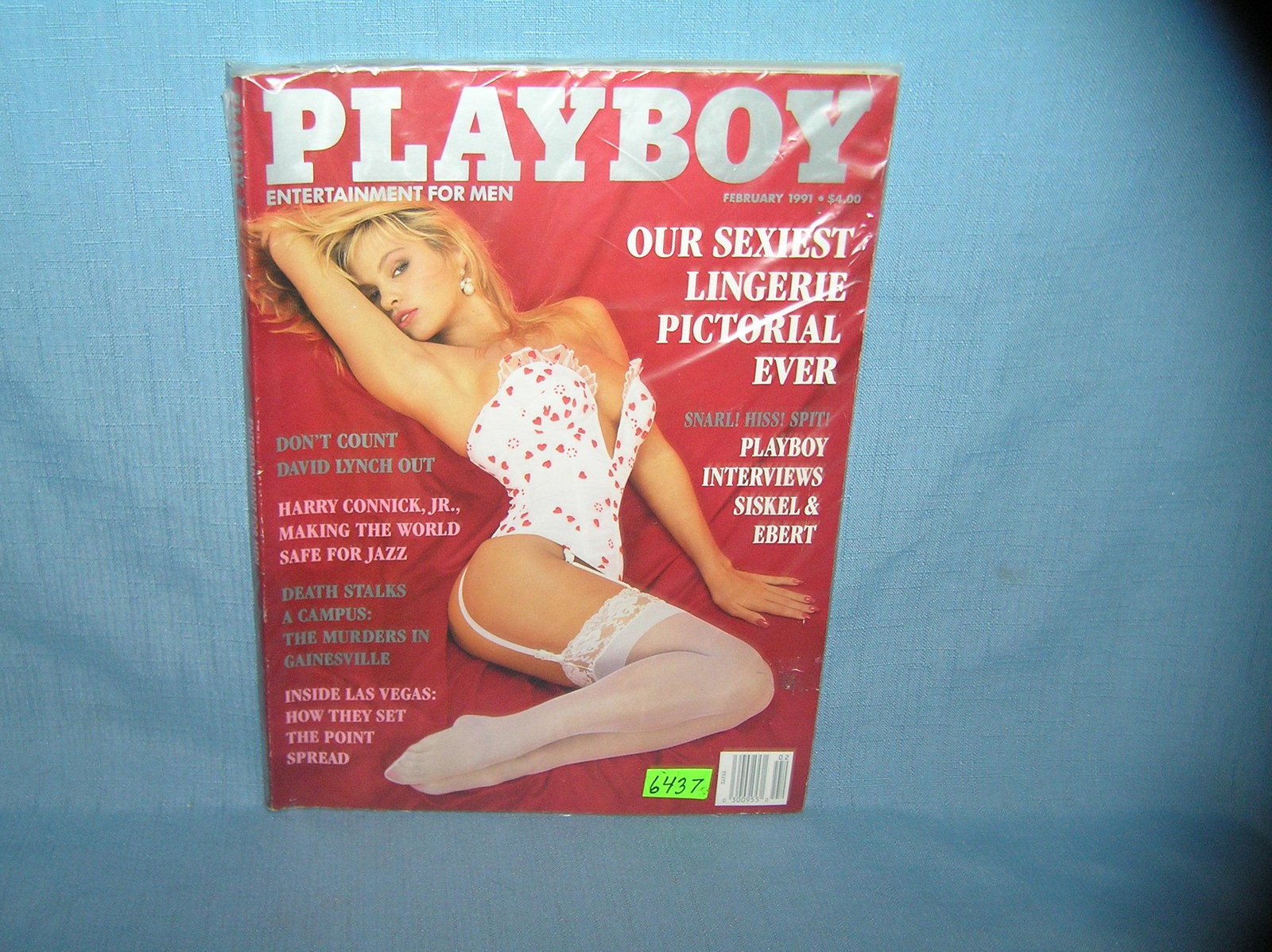 Vintage Pamela Anderson Playboy issue: Vintage Pamela Anderson Playboy issue est. value $25.00-$30.00
