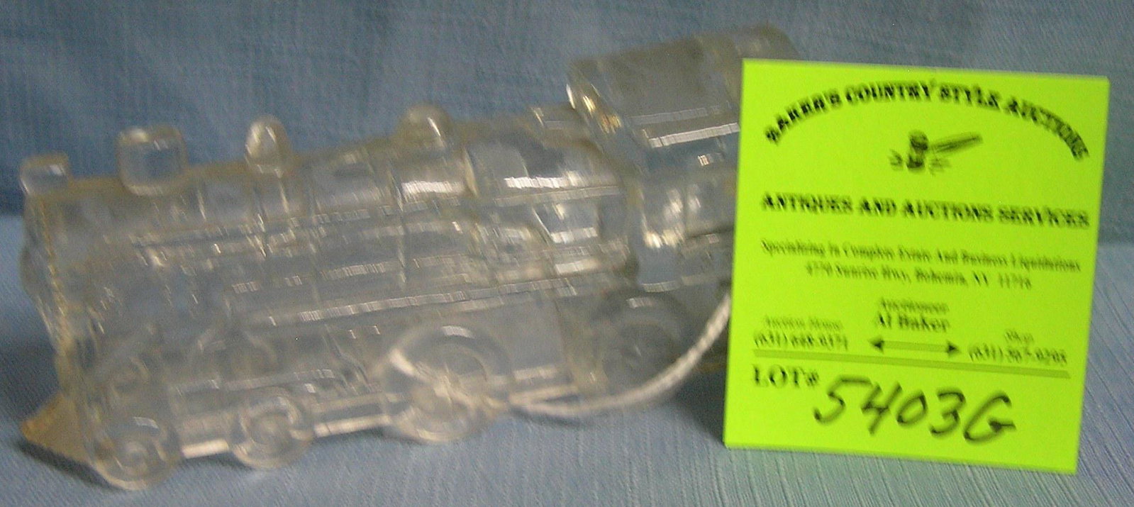 Early glass locomotive candy container: Early glass locomotive candy container circa 1930’s est. value $65.00-$75.00
