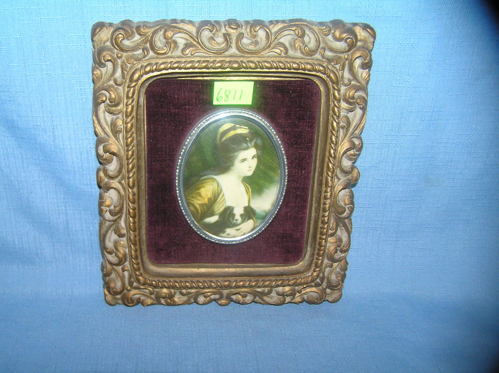Vintage Cameo Creations wall plaque circa 1940's: Vintage Cameo Creations wall plaque circa 1940's est. value $40.00-$45.00