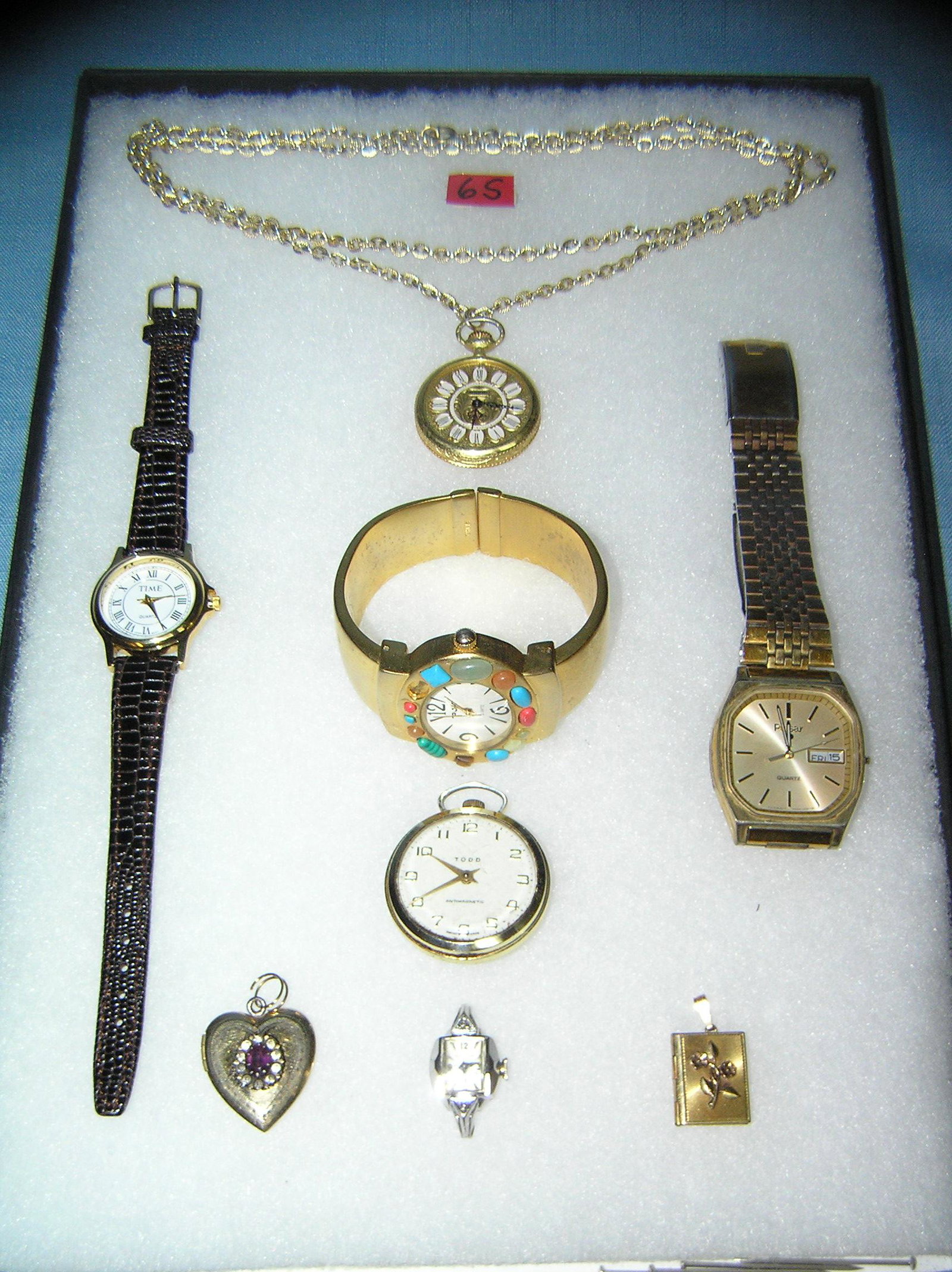 Collection of costume jewelry watches and lockets: Great collection of costume jewelry watches and lockets est. value $100.00-$125.00