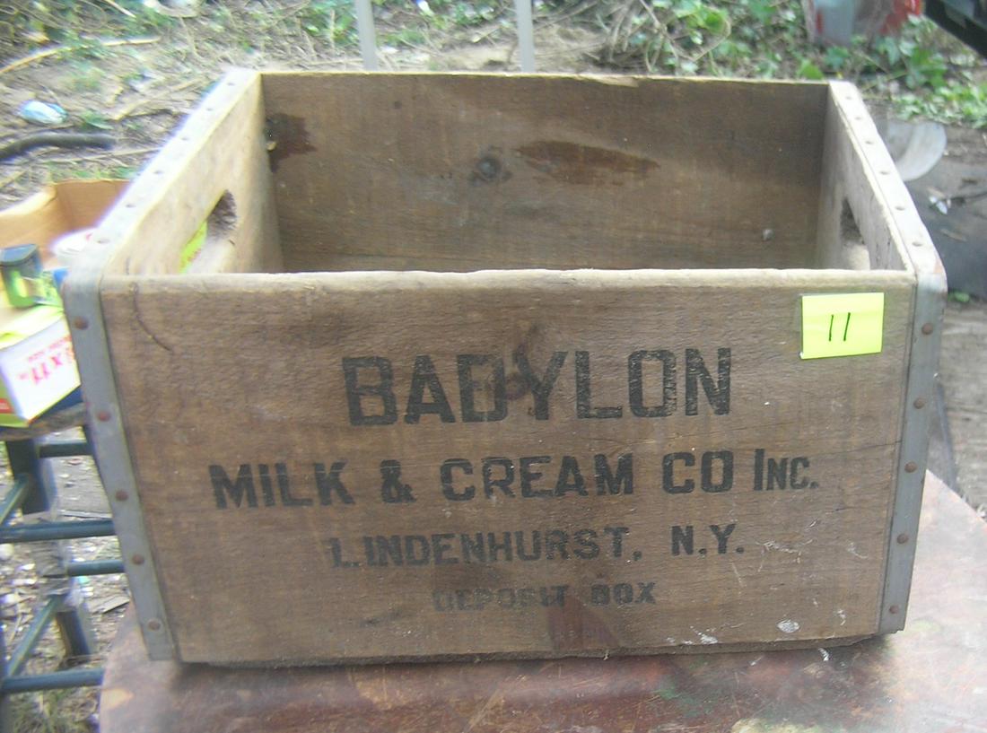 Antique milk crate Babylon Milk and Cream Company: Antique milk crate Babylon Milk and Cream Company Lindenhurst Long Island NY est. value $40.00-$50.00