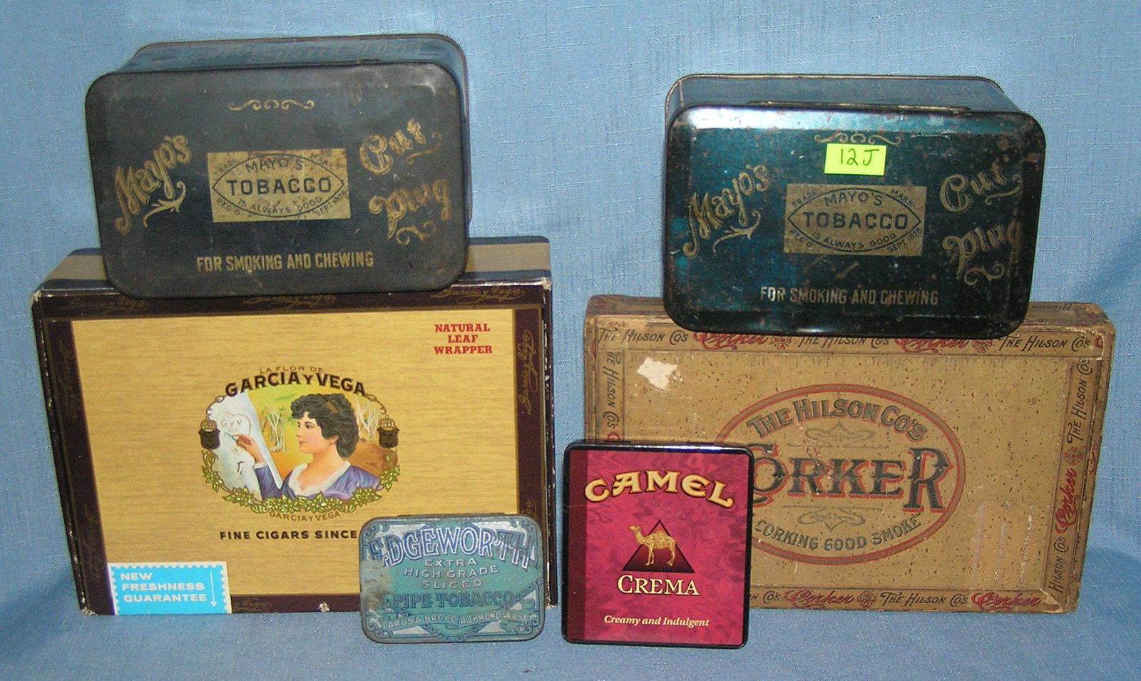 Group of 6 early and vintage smoking/tobacco: Group of 6 early and vintage smoking/tobacco collectibles includes 4 tins and 2 cigar boxes est. value $100.00-$125.00