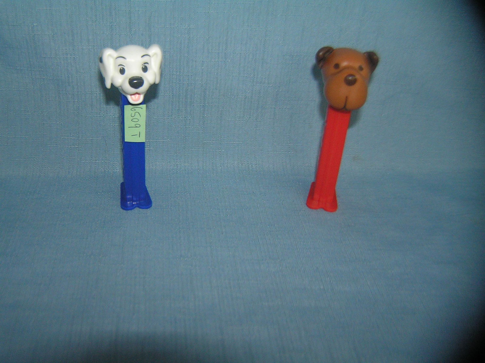 Pair of vintage PEZ Candy containers: Pair of vintage PEZ Candy containers est. value $25.00-$30.00