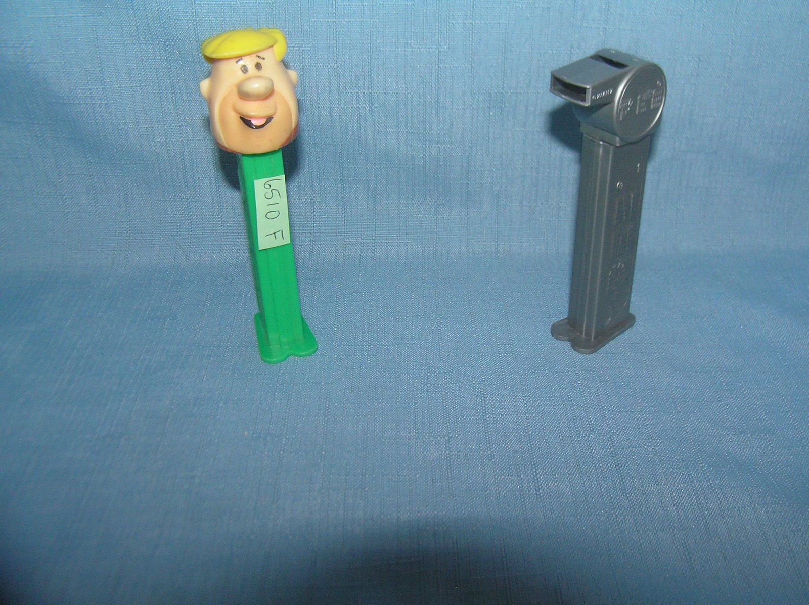 Pair of vintage PEZ Candy containers: Pair of vintage PEZ Candy containers est. value $25.00-$30.00