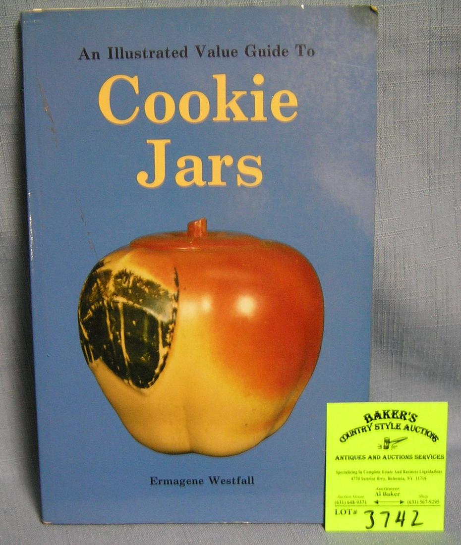 Collectible cookie jars ID and value guide: Collectible cookie jars identification and value guide est. value $25.00-$30.00