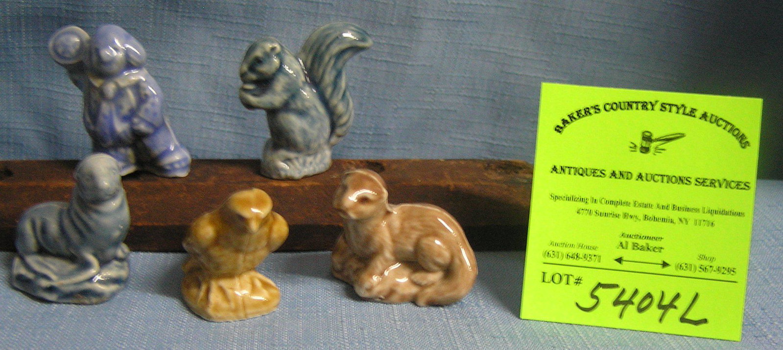 Figures and animals by Wade of England: Group of vintage figures and animals by Wade of England est. value $40.00-$50.00